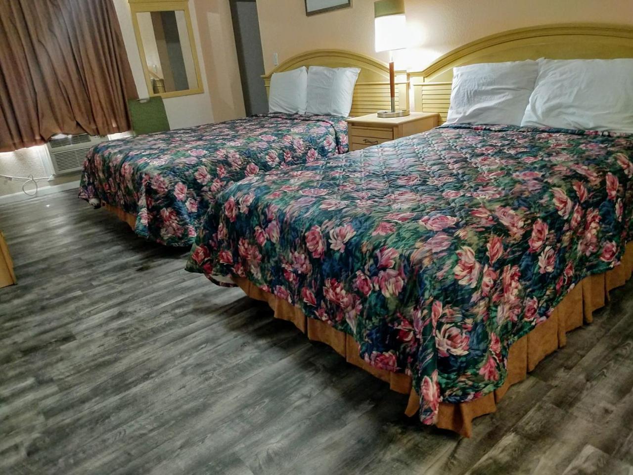 Travelers Inn - Clearwater Cameră foto